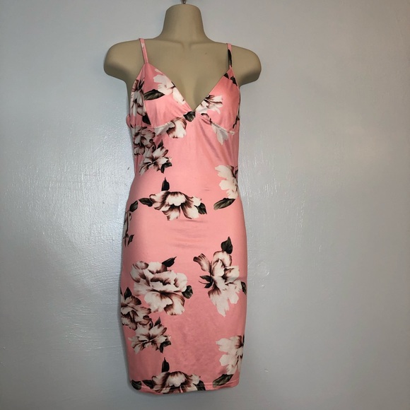 Dresses & Skirts - ⭐️4/$25 Pink floral stretchy bodycon midi dress L